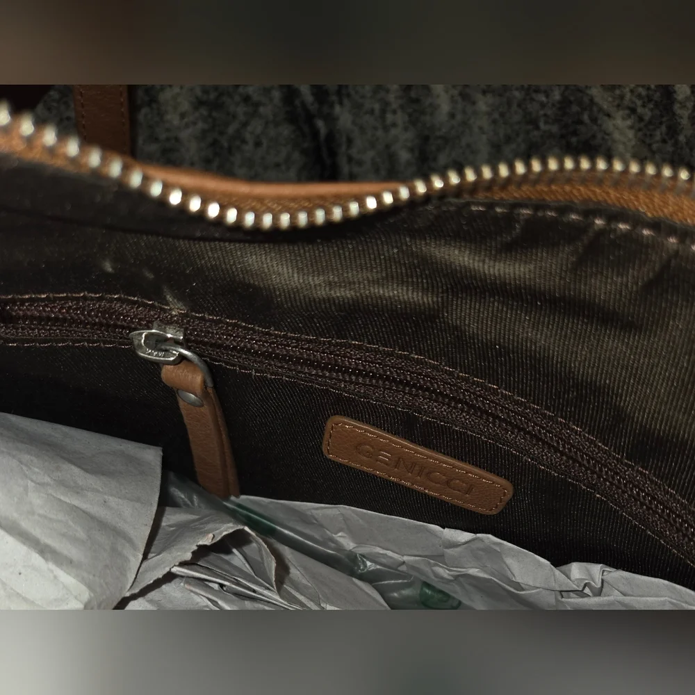 Genicci NWT Cognac Genuine Leather Shoulder Bag - Picture 5 of 9